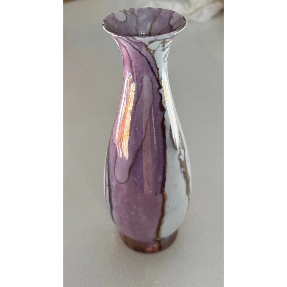 Elegant Porcelain studio Pottery Vase Amethyst White Gold Swirl Accents‎ 8.25